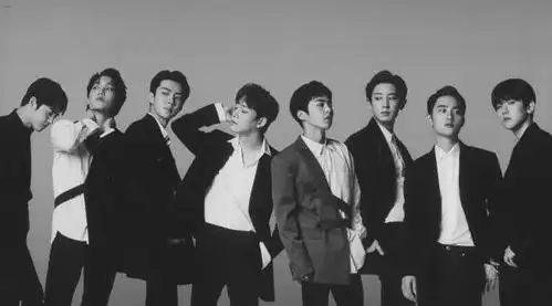 开扒当年行星饭vs四叶草世纪大战,官方直接放exo和tfboys合照