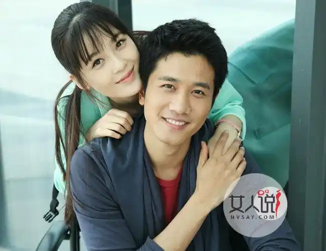 彭冠英女友是谁和赵韩樱子什么关系网传两人感情遭张含韵插足