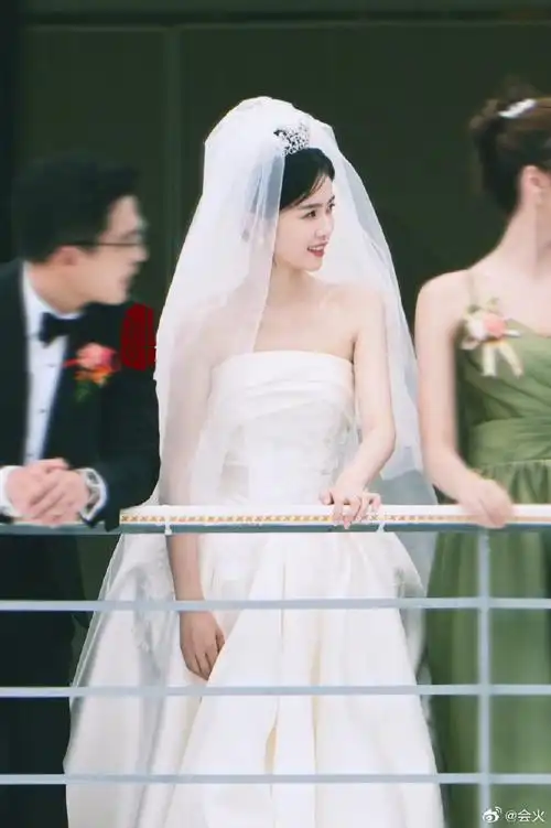 白鹿婚纱路透##白鹿北上穿婚纱了