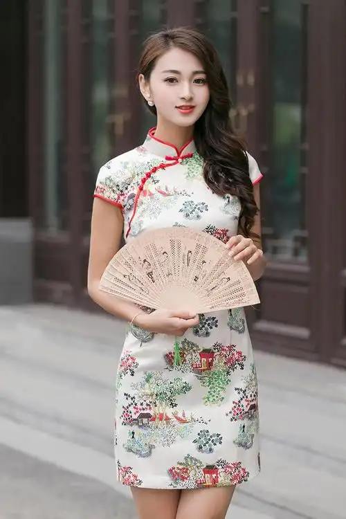 美女分享:好身材更应多穿旗袍,展示中华古典美