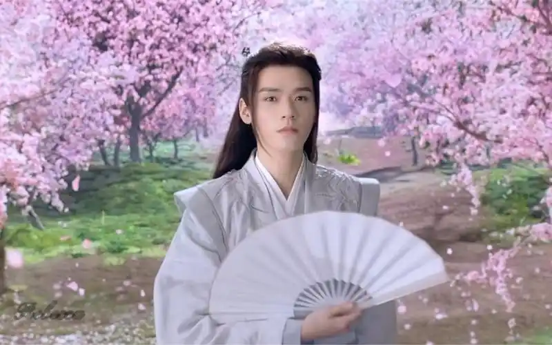 温客行转扇子有多帅