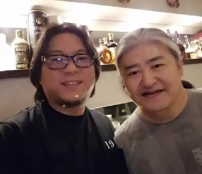 刘欢满头白发照流传被指病危经纪人怒斥谣言