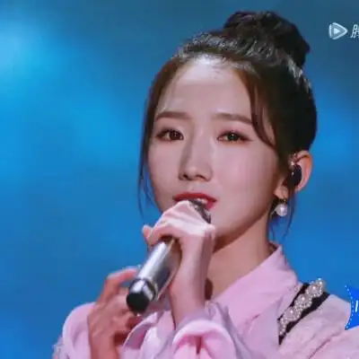 火箭少女101团头小杨不吃小羊