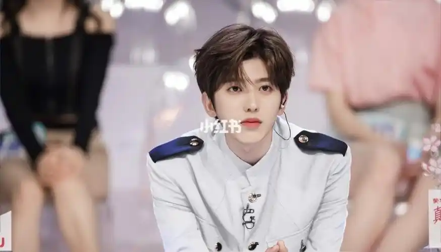 蔡徐坤电脑壁纸