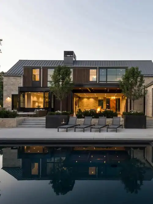 超美的二层田园别墅设计