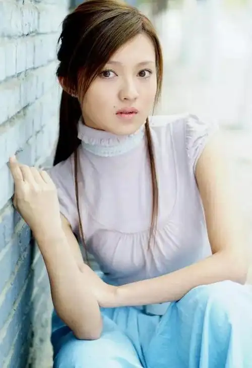 傅晶低调优雅清纯甜美温婉迷人