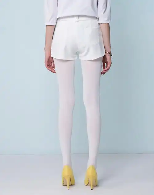 女款白色休闲短裤