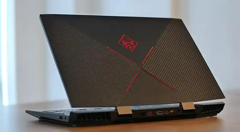 惠普暗影精灵4高配版,售价9000左右,i7-8750h   gtx1060.