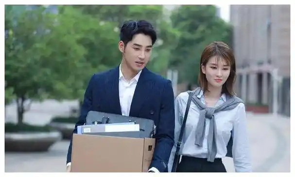 《创想季》开播遭观众一致差评,贾乃亮乔欣被批为何?_生活_问题_梦想