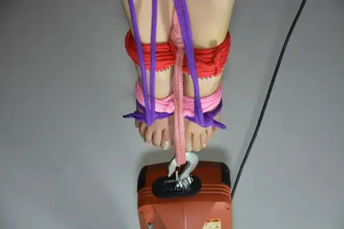 美足捆绑悬吊 [20p] - 自己的裸足 - 自己的裸足的博客