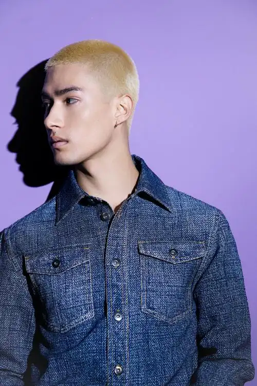 米卡首张个人专辑漂