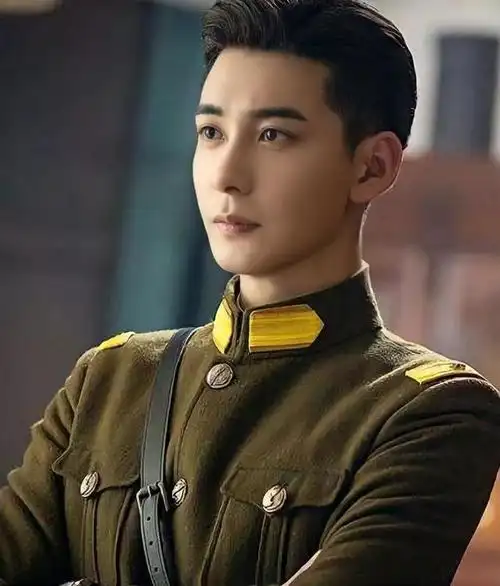 陈晓军装照|打卡_网易订阅