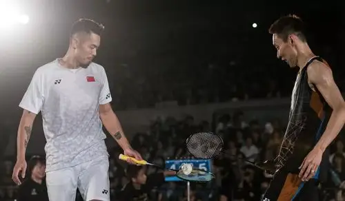 羽毛讲堂巨星李宗伟因何伟大