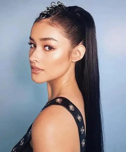 世界最美脸蛋莉扎61索伯拉奥颜值惊艳无以伦比的美丽