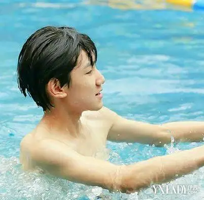【图】王源游泳诱人图片 正太小鲜肉让人血脉喷张