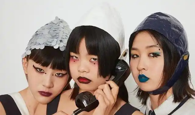 3sunshine是怎么火的最丑女团3unshine竟变成了这般模样