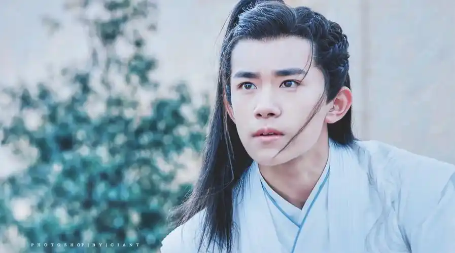 易烊千玺 高清 cr.logo 诛仙青云志