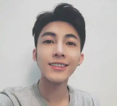 男头正脸头像图片