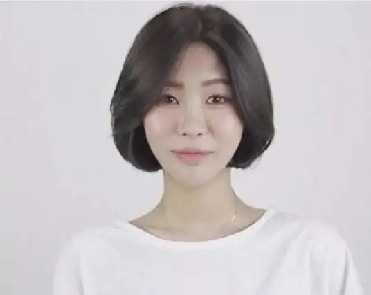 大饼脸最适合的5款短发 能让大饼脸更好看短发造型(2)_大脸发型_西子