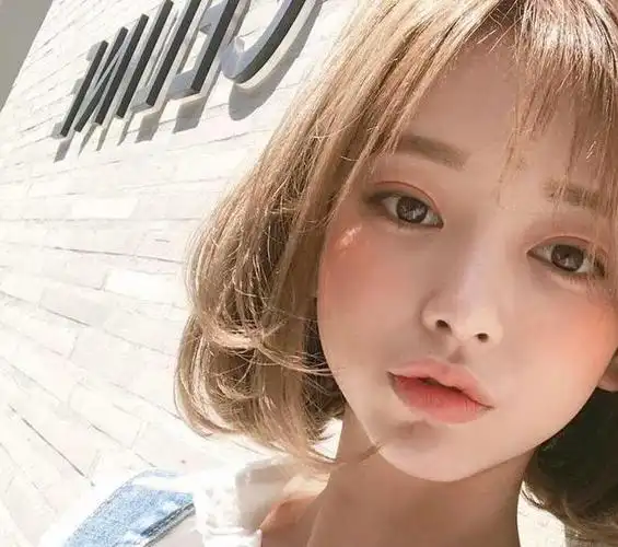 想换发型的女生看过来,今夏头发越"短"越时髦,剪了美翻了!