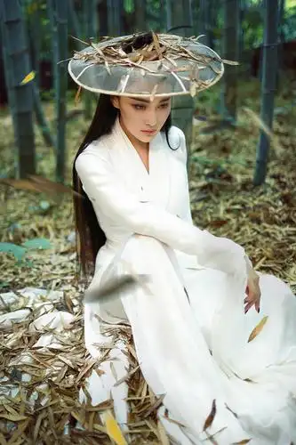 张馨予的古装造型这么美,谁敢说日后她不会一飞冲天