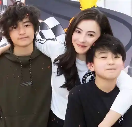 张柏芝三胎生父是谁?