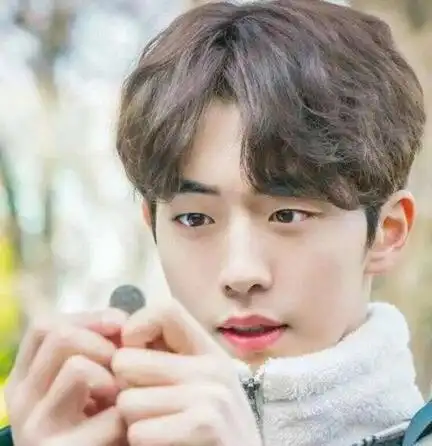 韩式男发造型2022,满满的韩式男友力发型