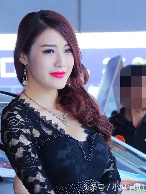 女人四十如狼似虎,这经典的表述了女人到了中年时对品质生活的渴望.