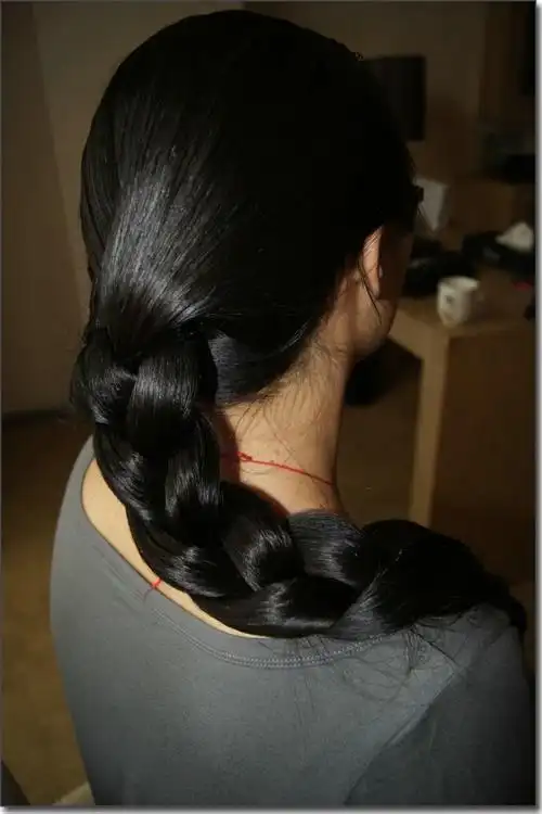 深圳铃铛姑娘剪长发发蜡7748