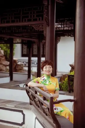 穿旗袍的妈妈 - 美篇