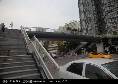 百里路过街天桥图片