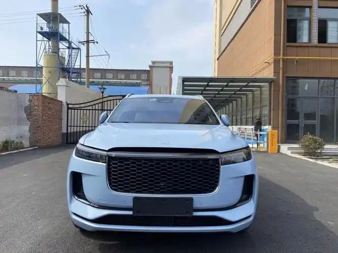 2021款理想one增程6座版