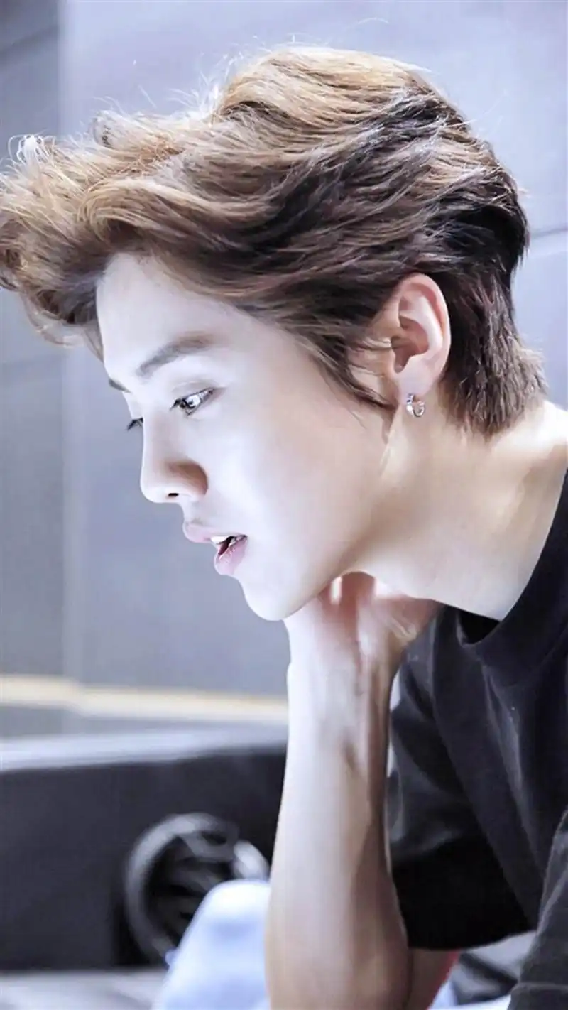 鹿晗小鲜肉人气偶像帅气明星壁纸