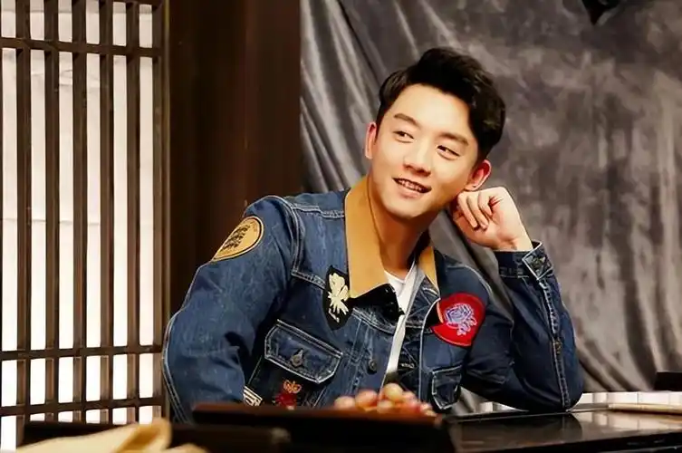 郑恺一天赚7亿是真的吗(郑恺自曝一天赚7亿?)-韩剧网-最新韩剧资讯网