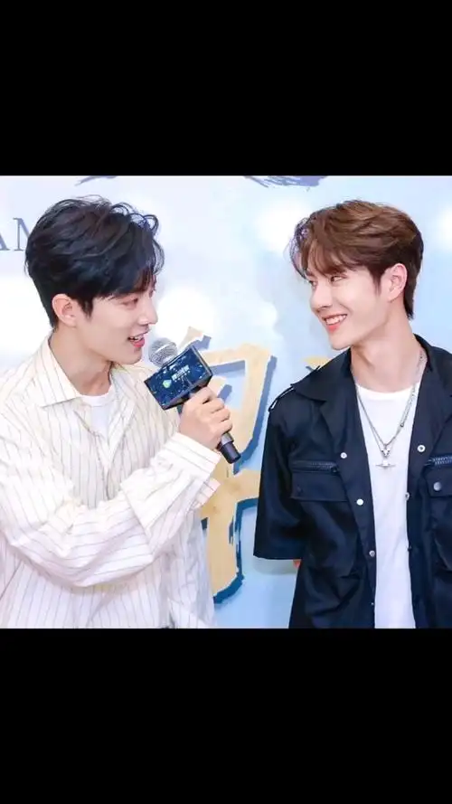 博君一肖!对视一笑,连空气都是甜的!