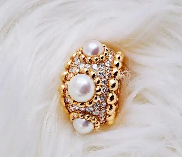 0039 珍珠配钻石戒指香奈儿chanel