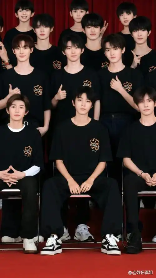 "四代同堂":tfboys,时代少年团,三代四代,清爽阳光的少年们,看着好