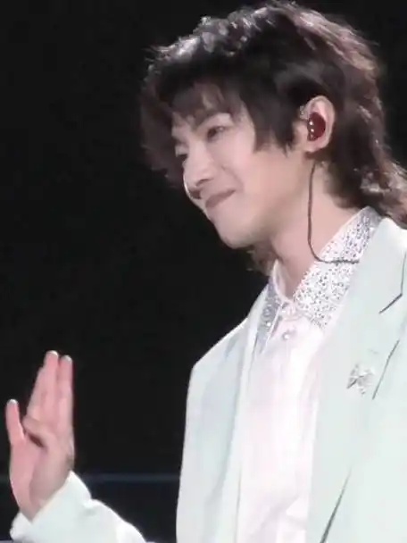 618开心夜##华晨宇 京东618开心夜