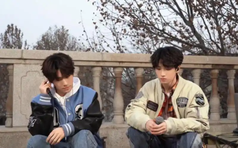 【严浩翔×张真源】"我发誓,他们现场绝对车祸……"i竹马首唱合作曲