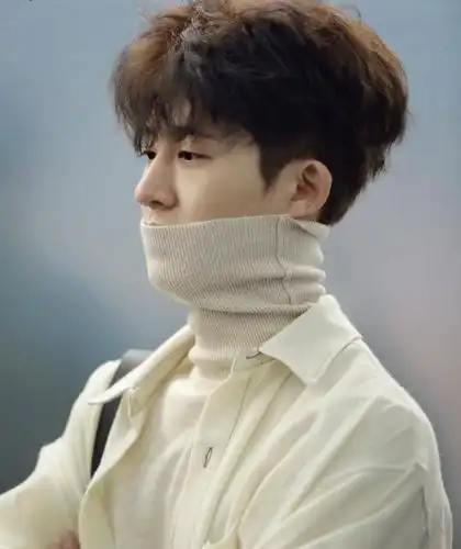 五位拥有高鼻梁的韩爱豆,吴世勋的鼻子线条真的绝了!