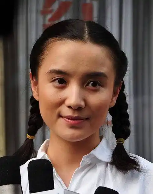 宋佳:插足成瘾,与已婚导演恋爱,依然未婚的她到底想要什么