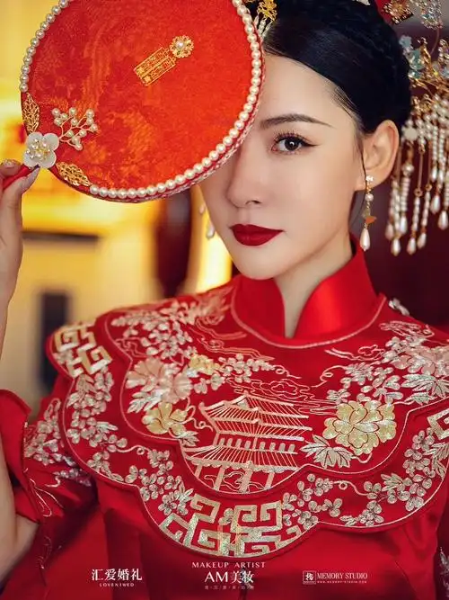 人美路子野我的最美新娘中式造型