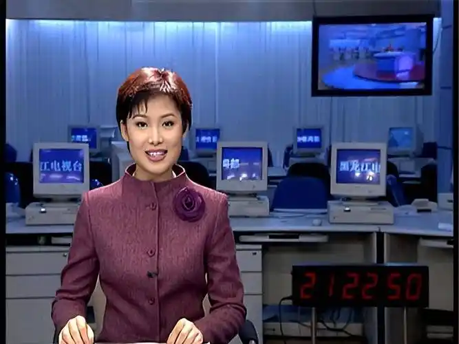 郑丽:我这辈子最正确的做法,就是低调嫁圈外丈夫生子_父母_新闻_观众