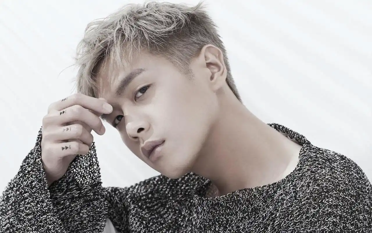 张若昀最新杂志帅气写真图片桌面壁纸_大陆明星_壁纸下载_美桌网