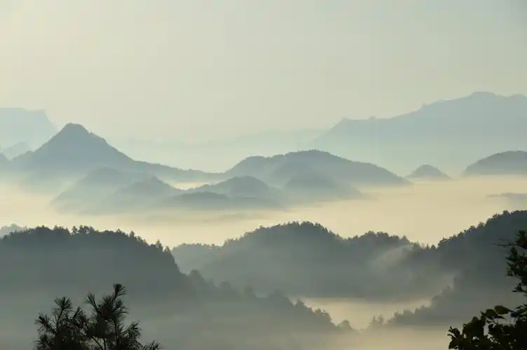 水墨山水白鹤观