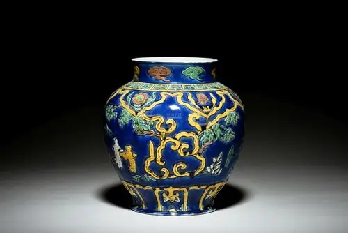 明嘉靖 官窑珐琅琉璃釉抚琴访友罐