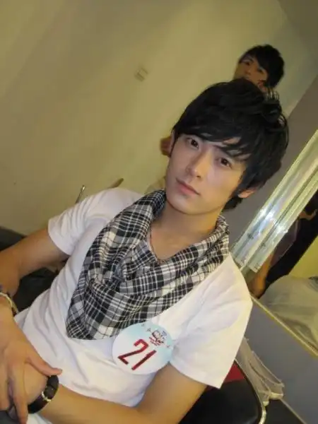 李欣泽[快男选手]