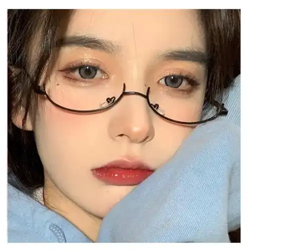 迈彦婧二次元软妹半框眼镜无镜片日系拍照造型搭配可爱萌妹黑色框架女