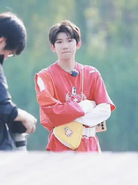 王源城市捉迷藏##王源cos摄影师