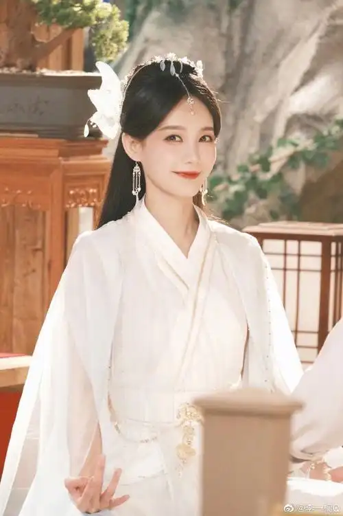 李一桐梦回苍兰诀司命